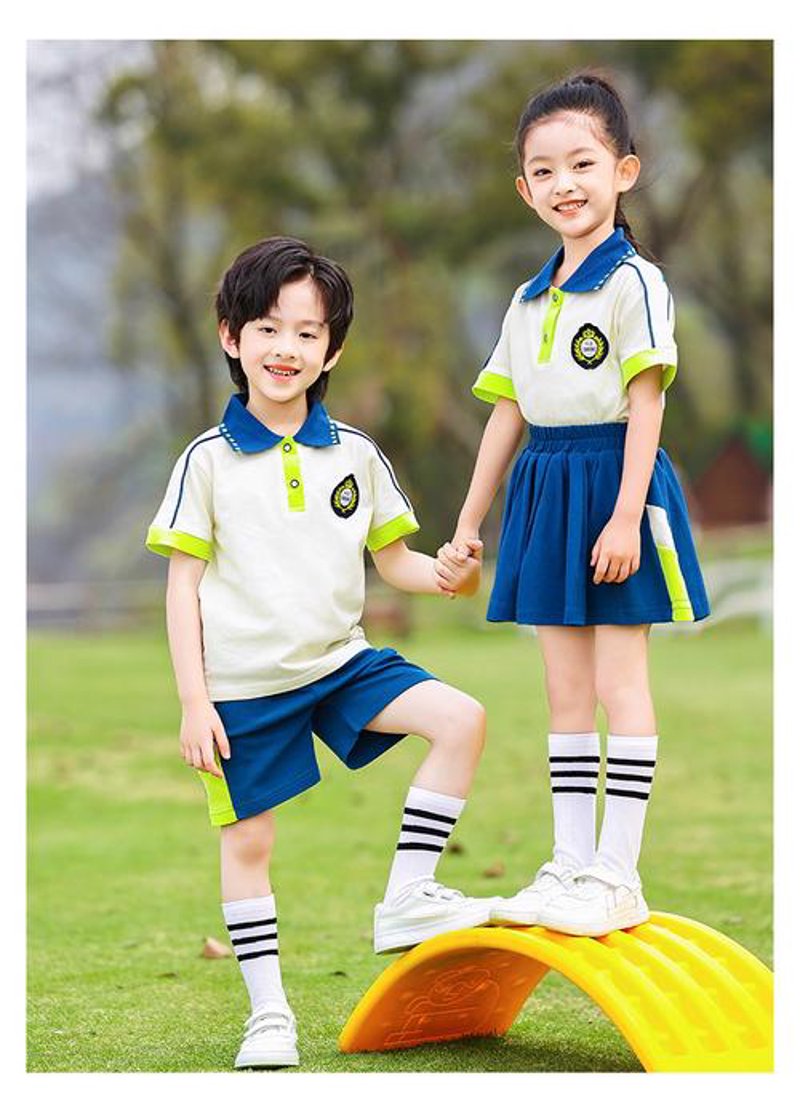 如何选择合适的中小学校服定制服务?